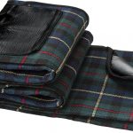 Park water and dirt resistant picnic blanket