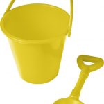 Finn beach bucket and spade